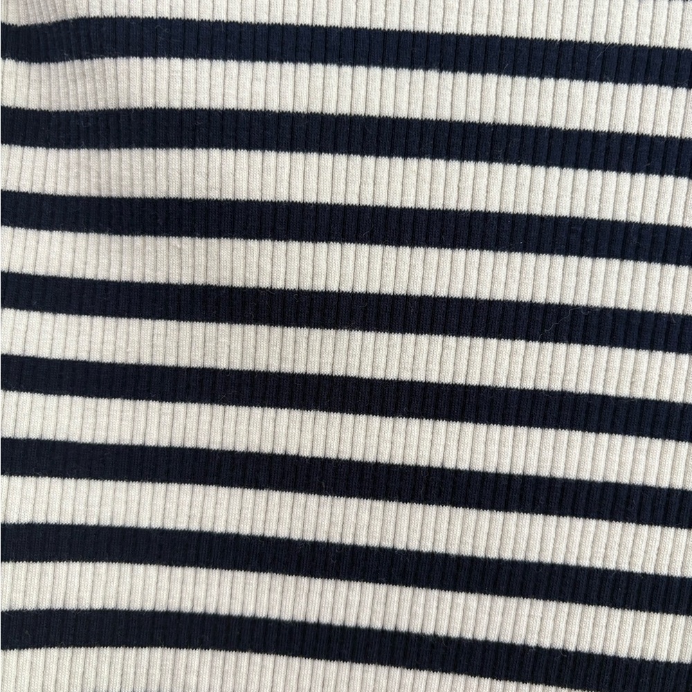 Striped V-Neck Ribbed Top - Picture 7 of 9